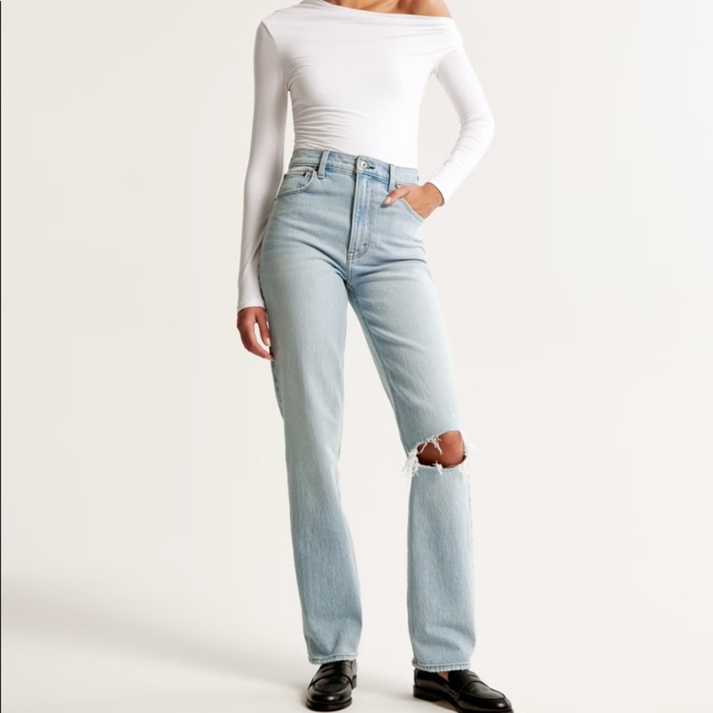 Abercrombie jeans size 32/14 90s straight